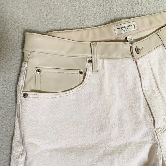 Abercrombie Fitch High Rise Shorts Women's Size 34/18 Ivory and Faux Leather - Picture 13 of 13